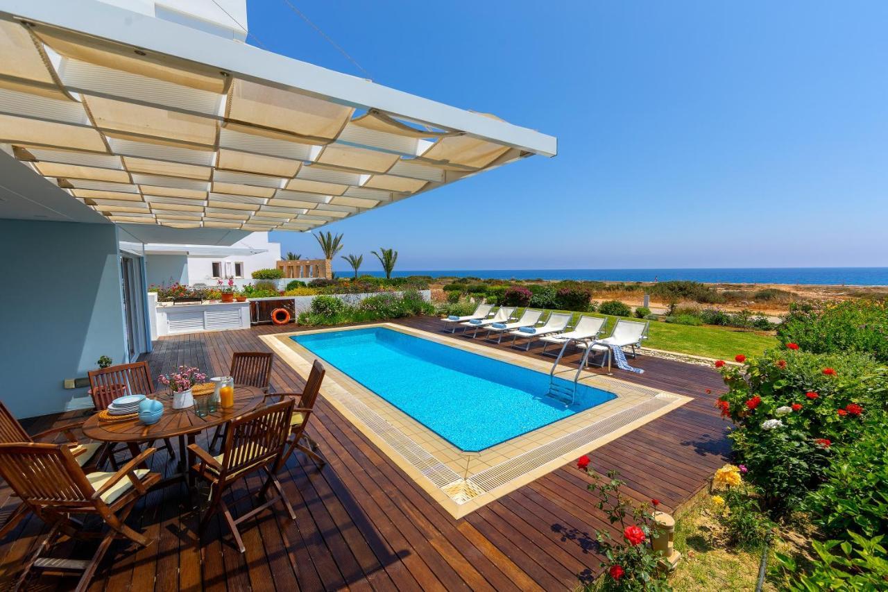 Protaras Beachfront Villa Alia Exterior foto