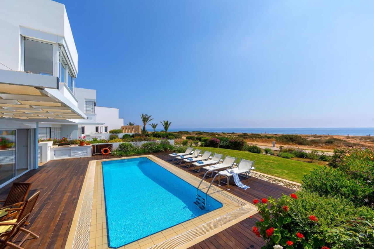 Protaras Beachfront Villa Alia Exterior foto